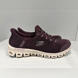 Size 8 Skechers Women's Maroon Slip On Sneakers with Cream Sole